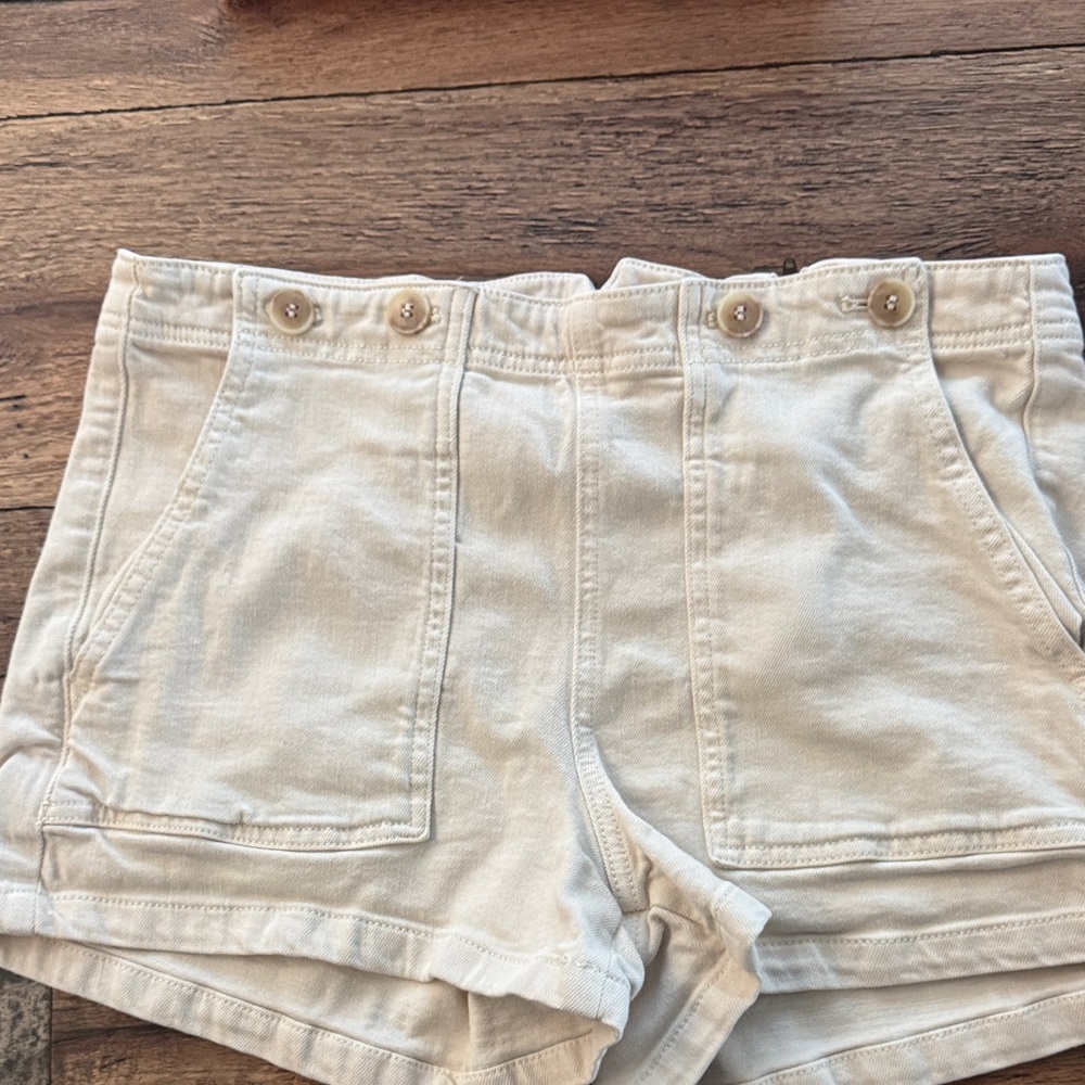 Women's Cream Button-Front Shorts